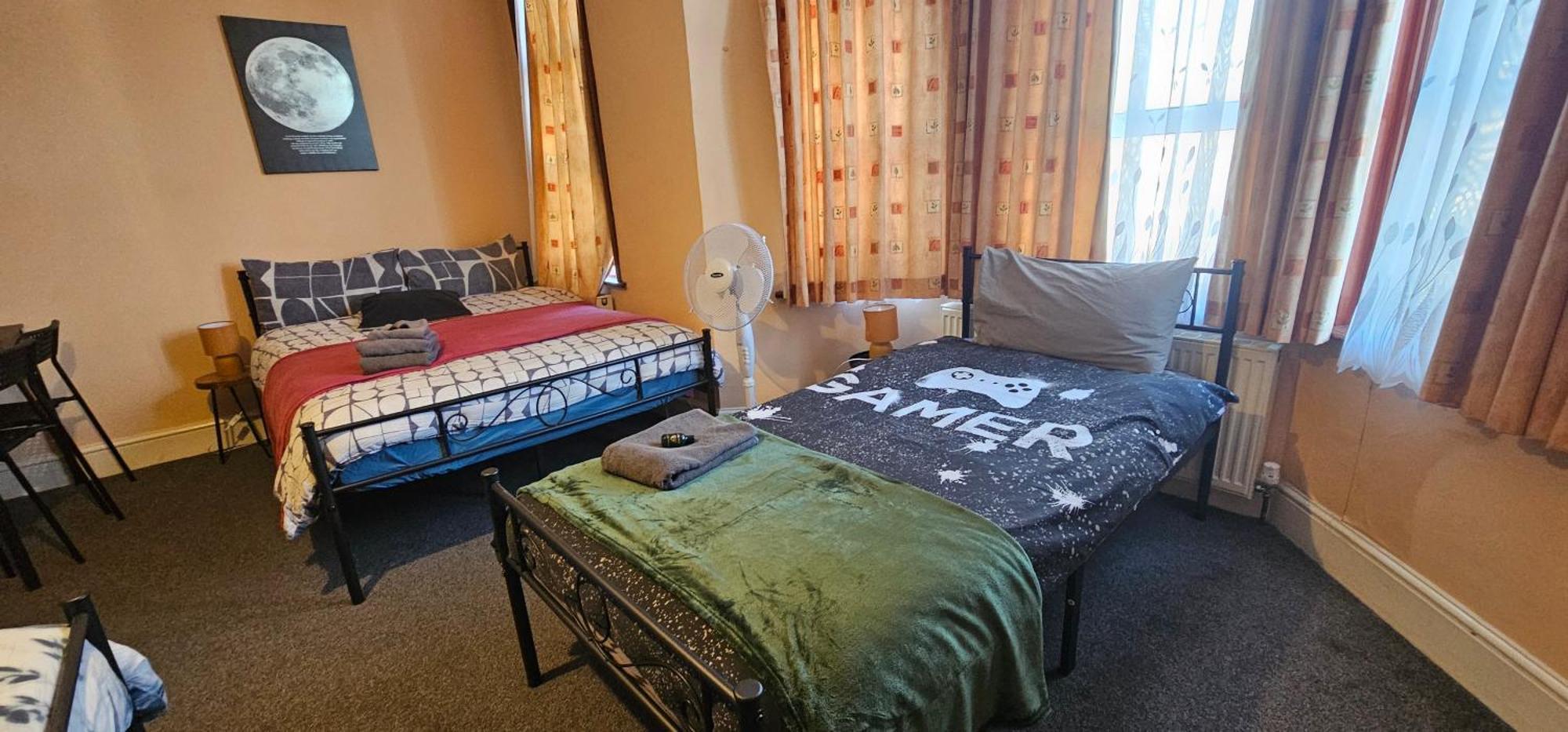 25 Minutes To Central London Rooms 35 Exterior foto